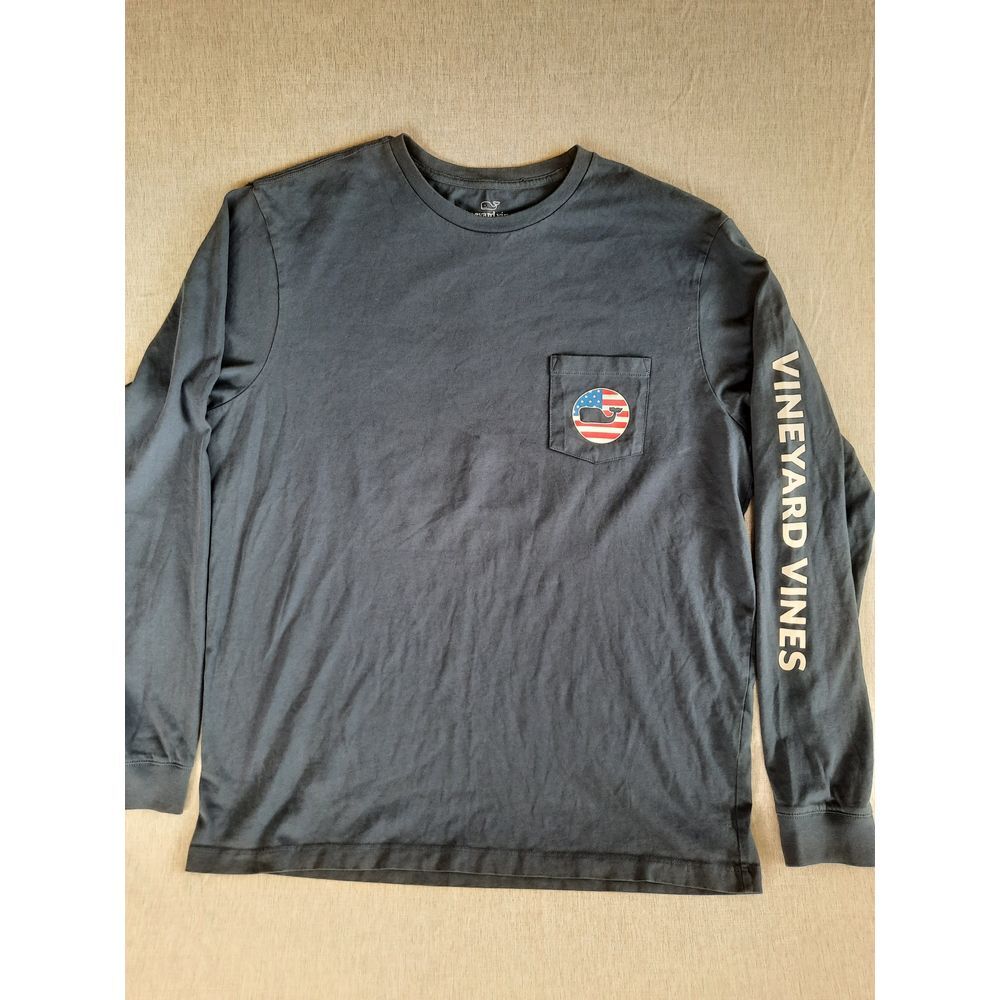 vineyard vines Men Medium Art Logo Pullover Tee-Shirt Pocket Long Sleeve Cotton